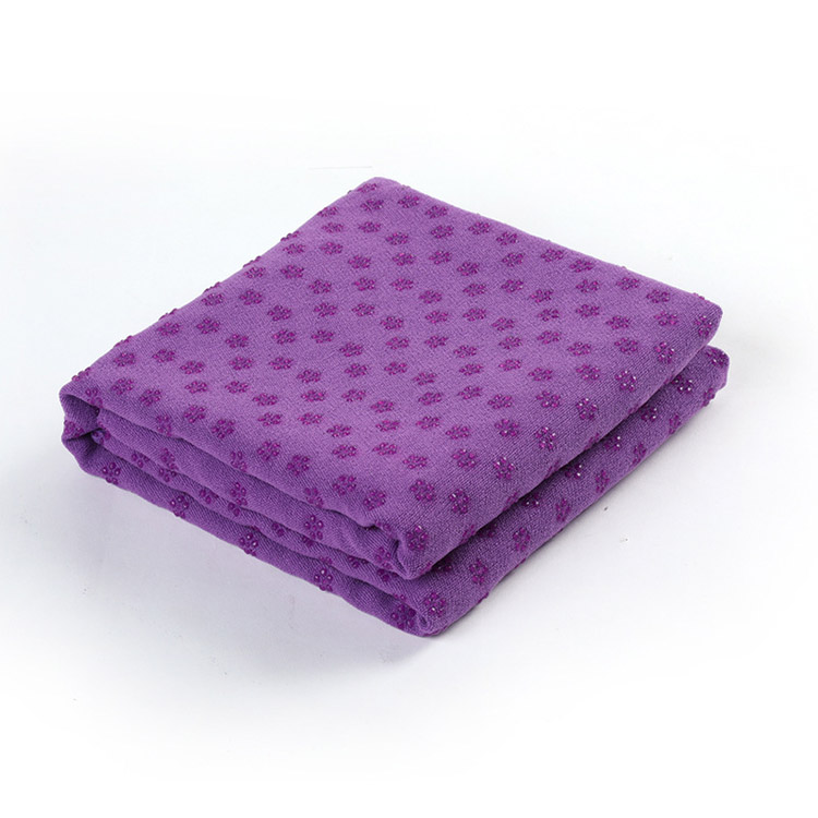 Нескользящее полотенце 