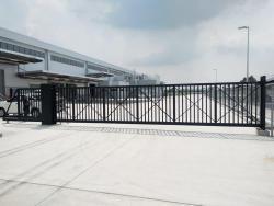 Автоматические консольные откатные ворота с датчиком охранной сигнализации