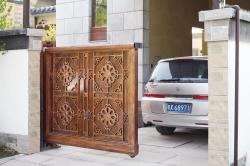 Специализированные конструкции раздвижных ворот для дома