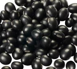 Черные соевые бобы