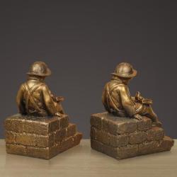 Держатели книг