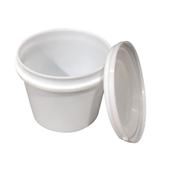 Пластиковое ведро с крышкой 