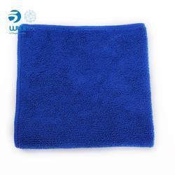 Салфетка из микрофибры для мытья автомобиля
