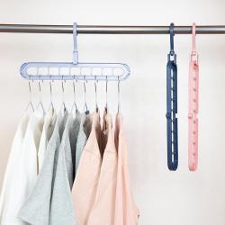 Пластиковая вешалка для одежды