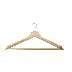 Натуральные деревянные вешалки 