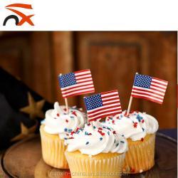 Декоративный флаг-зубочистка с логотипом и деревянной палочкой (арт. 21102865)