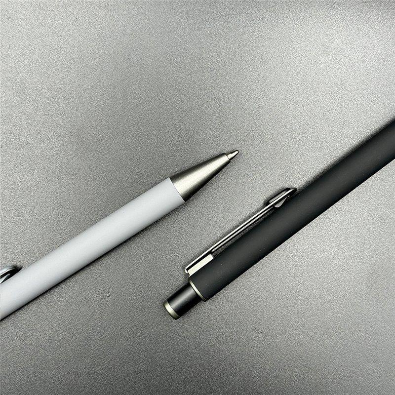 Металлическая шариковая ручка с логотипом, рекламный подарок (арт. 2611676)