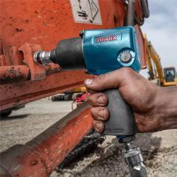 Пневмогайковерт Ronix RA-1201, 1/2 дюйма, 900N·m, удобен в использовании (арт. 25-18031137)