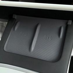 Беспроводная зарядка Ronix, силиконовый коврик, для Tesla 2024 (арт. 25-18031411)