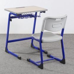 Стол и стул для школьников, для начальных и средних школ, классический дизайн (арт. 3112567)