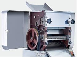 Пресс для теста и автоматическая машина для производства лапши (арт. 25-28041569)