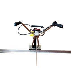 Бензиновая виброрейка ручная для выравнивания бетона на стройплощадках (арт. 25-12062822)