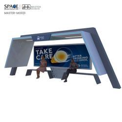 Стоянка для автобусов с большой вместимостью и современной крытой скамейкой (арт. 25-3071849)