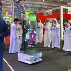 Робот для цифровой рекламы с LCD экраном, навигацией и автономным движением (арт. 25-11071234)