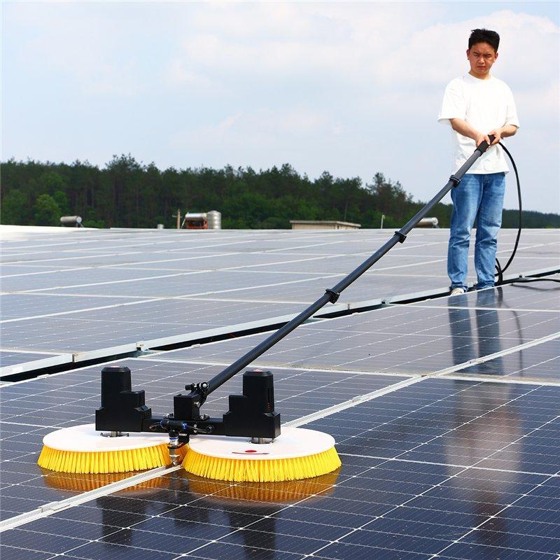 Щетка для очистки солнечных панелей с алюминиевым стержнем (арт. 25-1407931)