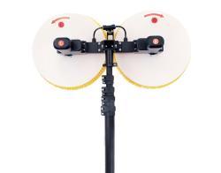 Телескопическая щетка для очистки солнечных панелей с двумя вращающимися головками (арт. 25-1407943)