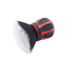 Щетка для уборки автомобиля с мягким ворсом и изогнутой формой (арт. 25-1408037)