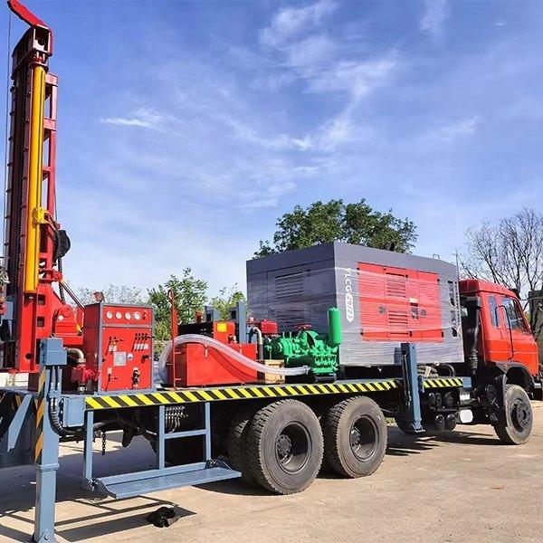 Установка буровая гидравлическая на шасси для скважин (арт. 25-5081940)