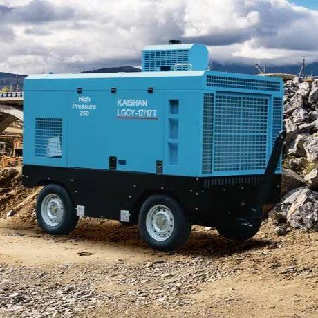 Компрессор винтовой дизельный двухступенчатый портативный (арт. 25-5082189)