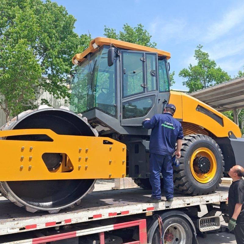 Каток дорожный дизельный 12 тонн для эффективного уплотнения (арт. 25-5082564)