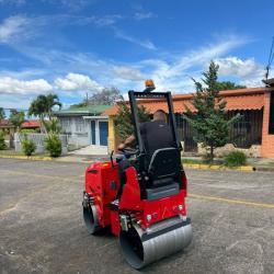 Каток дорожный вибрационный двухвальцовый 1-5 тонн (арт. 25-5082649)