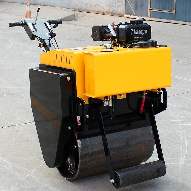 Каток дорожный вибрационный стальной с двигателем (арт. 25-5083144)