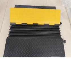 Рампы кабельные защитные пешеходные для инвалидных колясок (арт. 25-5083612)