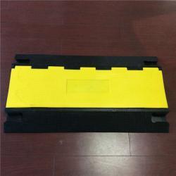 Кабельный пандус резиновый 4 канала защитный (арт. 25-5083660)