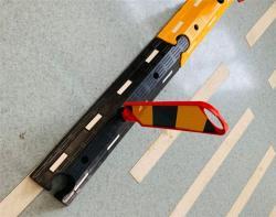 Разделитель дорожный для полос движения Австралия (арт. 25-5083822)