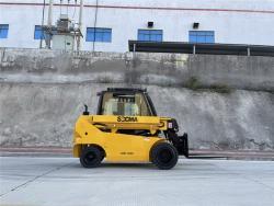 Мини-погрузчик телескопический 3 тонны SOCMA компактный (арт. 25-5085367)