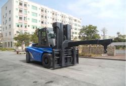 Погрузчик дизельный 12 т с телескопической стрелой (арт. 25-5085436)