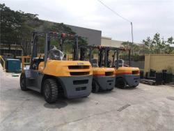 Погрузчик вилочный 3 тонны с двигателем Isuzu C240 новый (арт. 25-5085486)