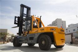 Погрузчик для яхт-клуба мощный и маневренный (арт. 25-5085619)