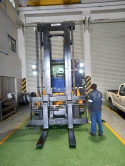 Погрузчик вилочный 16 тонн с трансмиссией Dana (арт. 25-5085621)