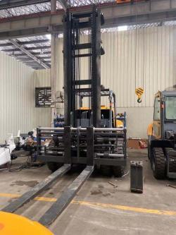 Погрузчик 10 тонн высота подъема 6 м мачта 2.4 м (арт. 25-5085713)