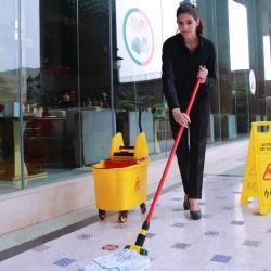 Тележка пластиковая универсальная с мешком для мусора (арт. 25-5085994)