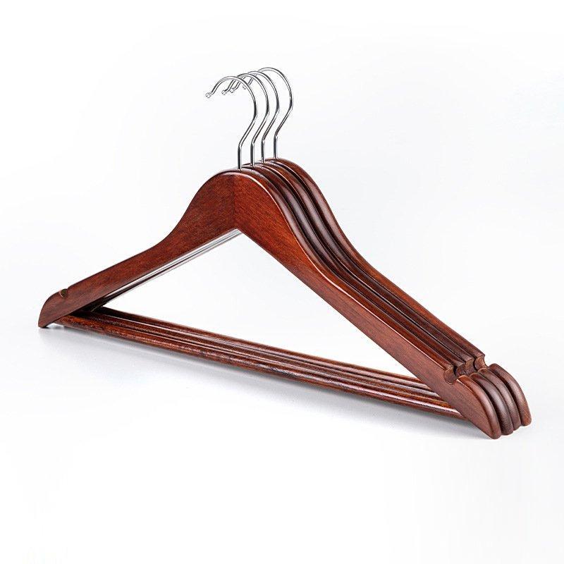 Вешалка деревянная коричневая с логотипом для одежды (арт. 25-5086051)