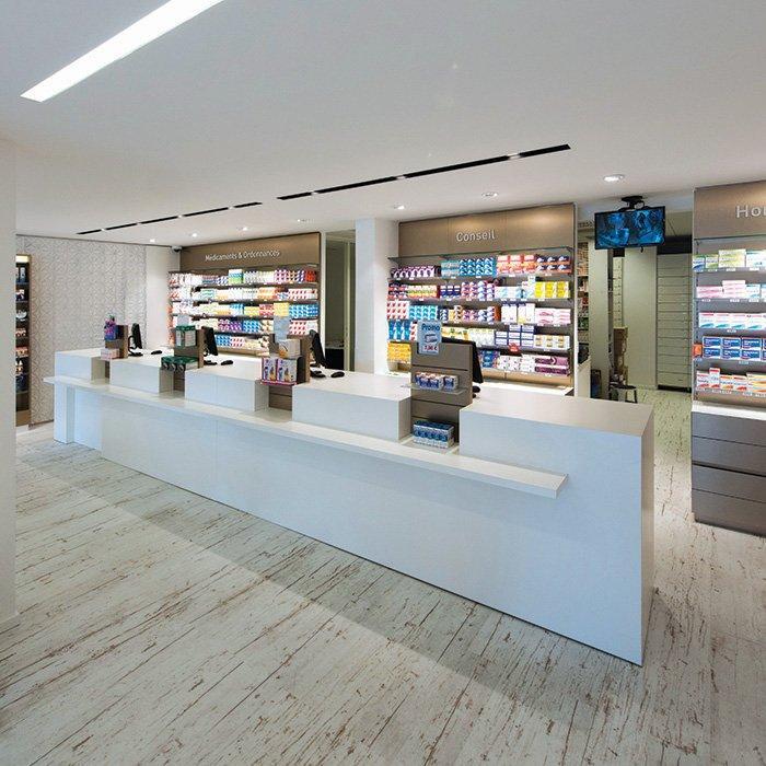 Кассовая стойка европейского стиля из дерева для бутика (арт. 25-19080310)