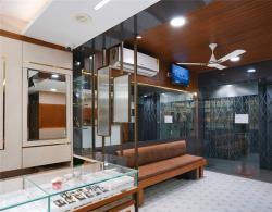 Витрина для украшений настенная из Бангкока арт. 25-19080358