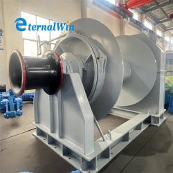 Лебедка буксировочная гидравлическая 10-50т для палубы судна (арт. 25-19081066)