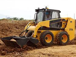 Погрузчик с бортовым поворотом 1.13т 93.9л.с. 0.5м³ (арт. 25-19083986)