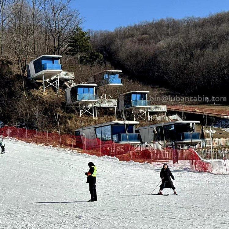 Капсульный дом для путешественников и авантюристов на острове (арт. 25-24110009)