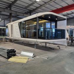 Мобильный дом-капсула снаружи, компактный офисный модуль (арт. 25-24110067)