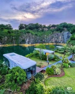 Капсульный дом модульный современный контейнерный (арт. 25-24110093)