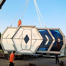 Модульный дом-капсула для отдыха и кемпинга (арт. 26-1090010)