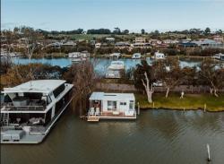 Дом-контейнер стальной портативный с трейлером (арт. 26-1090178)