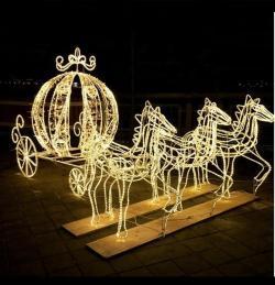 Фигурка Рождественский олень с тележкой из тыквы для декора (арт. 26-1090426)