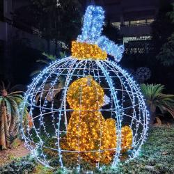 Новогодний светящийся шар с медведем и оленем (арт. 26-1090435)