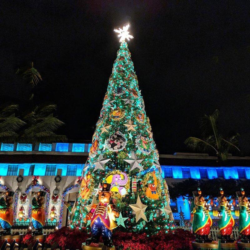 Искусственная елка с LED подсветкой 10-30ft роскошная (арт. 26-1090444)