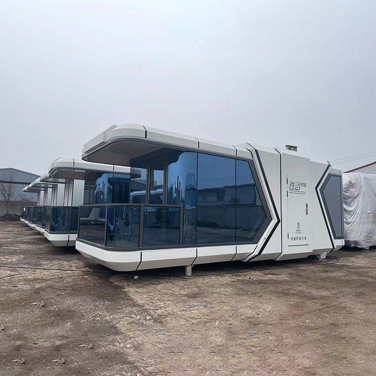 Дом-контейнер с 5 спальнями и солнечными панелями (арт. 26-1090462)